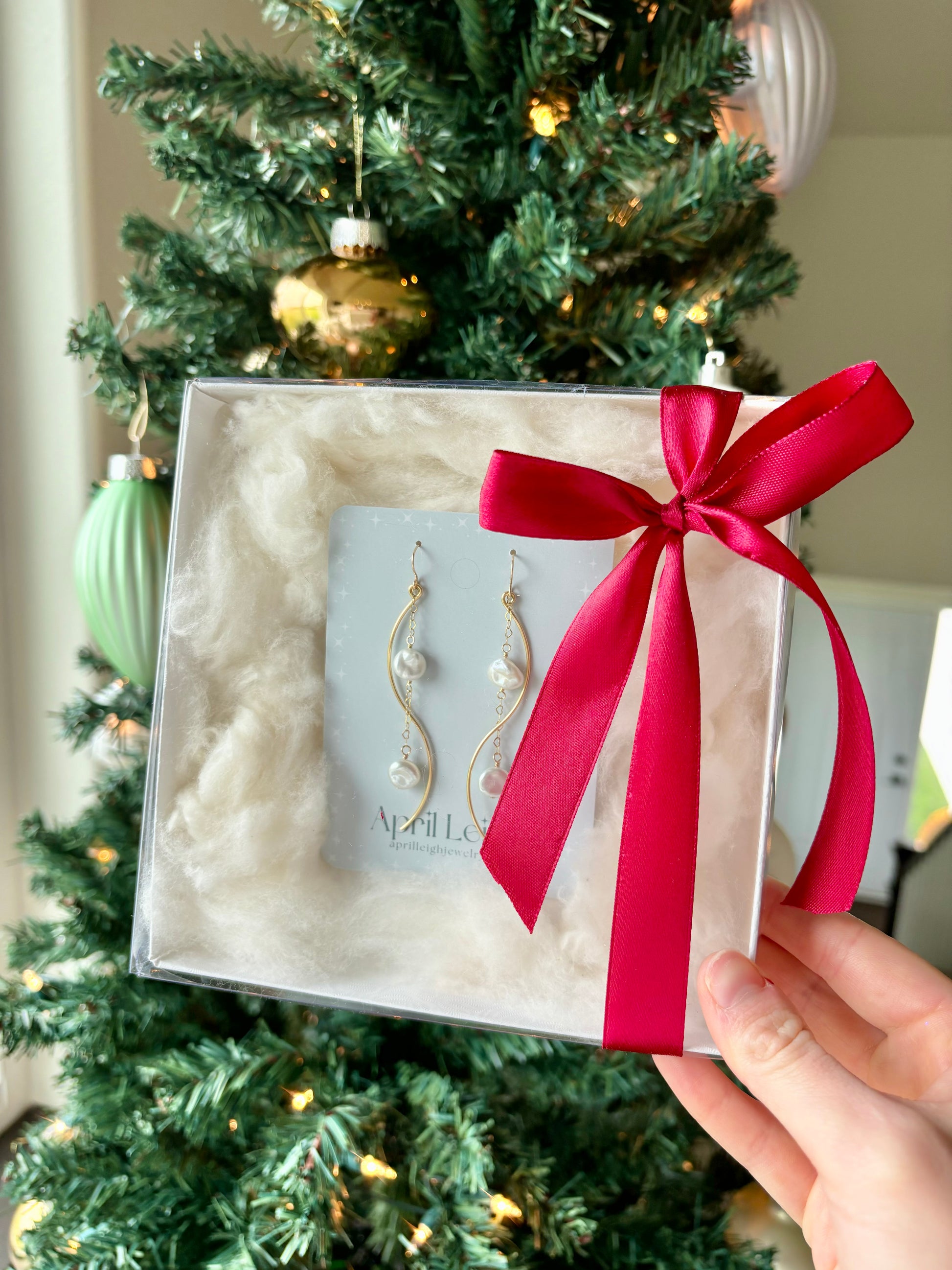 Wrapped & Ready: Charlotte Earrings