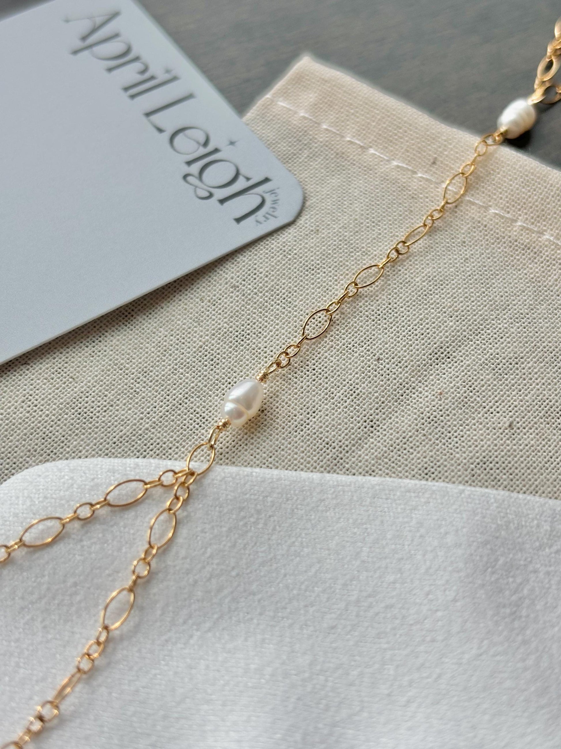 Elara Hand Chain