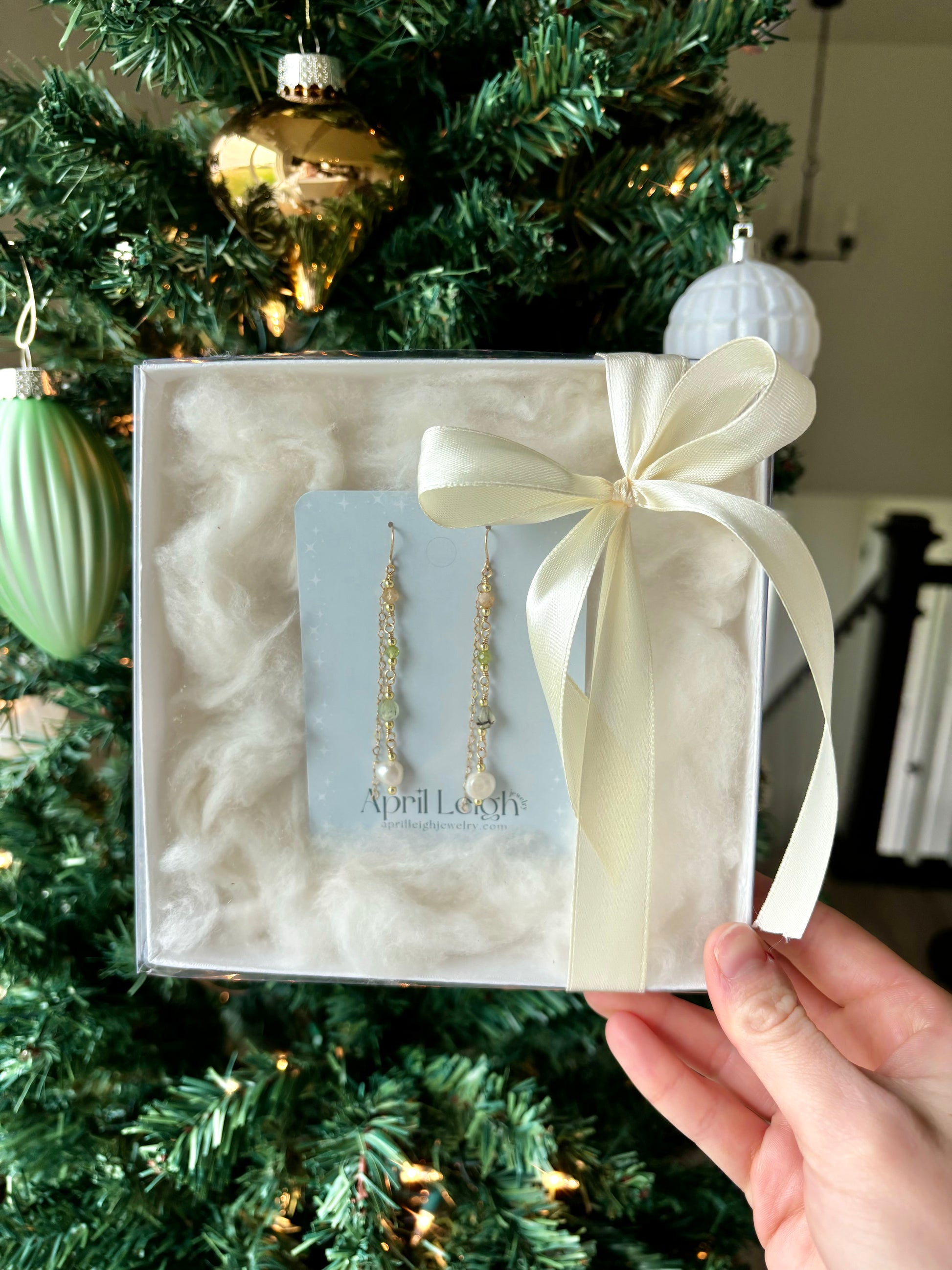 Wrapped & Ready: Valencia Earrings