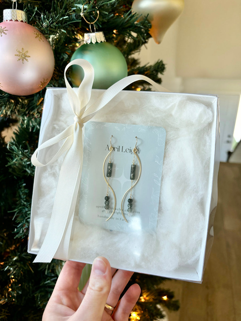 Wrapped & Ready: Winnie Earrings