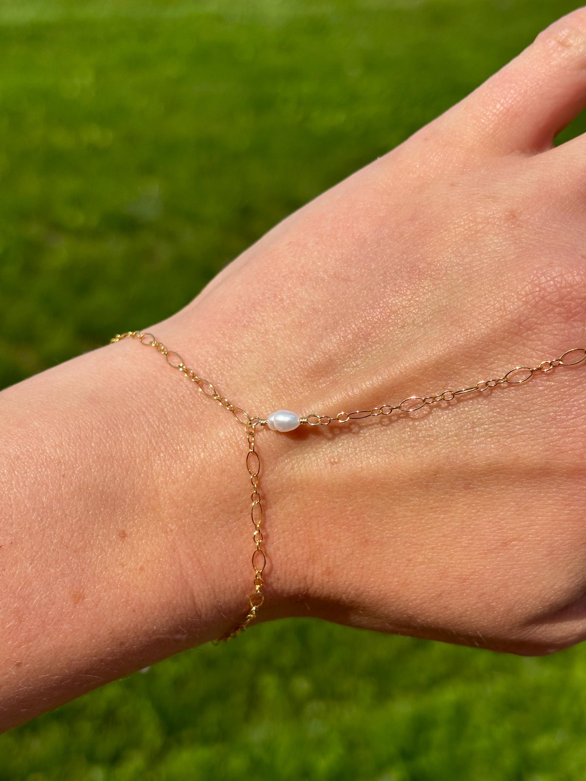 Elara Hand Chain