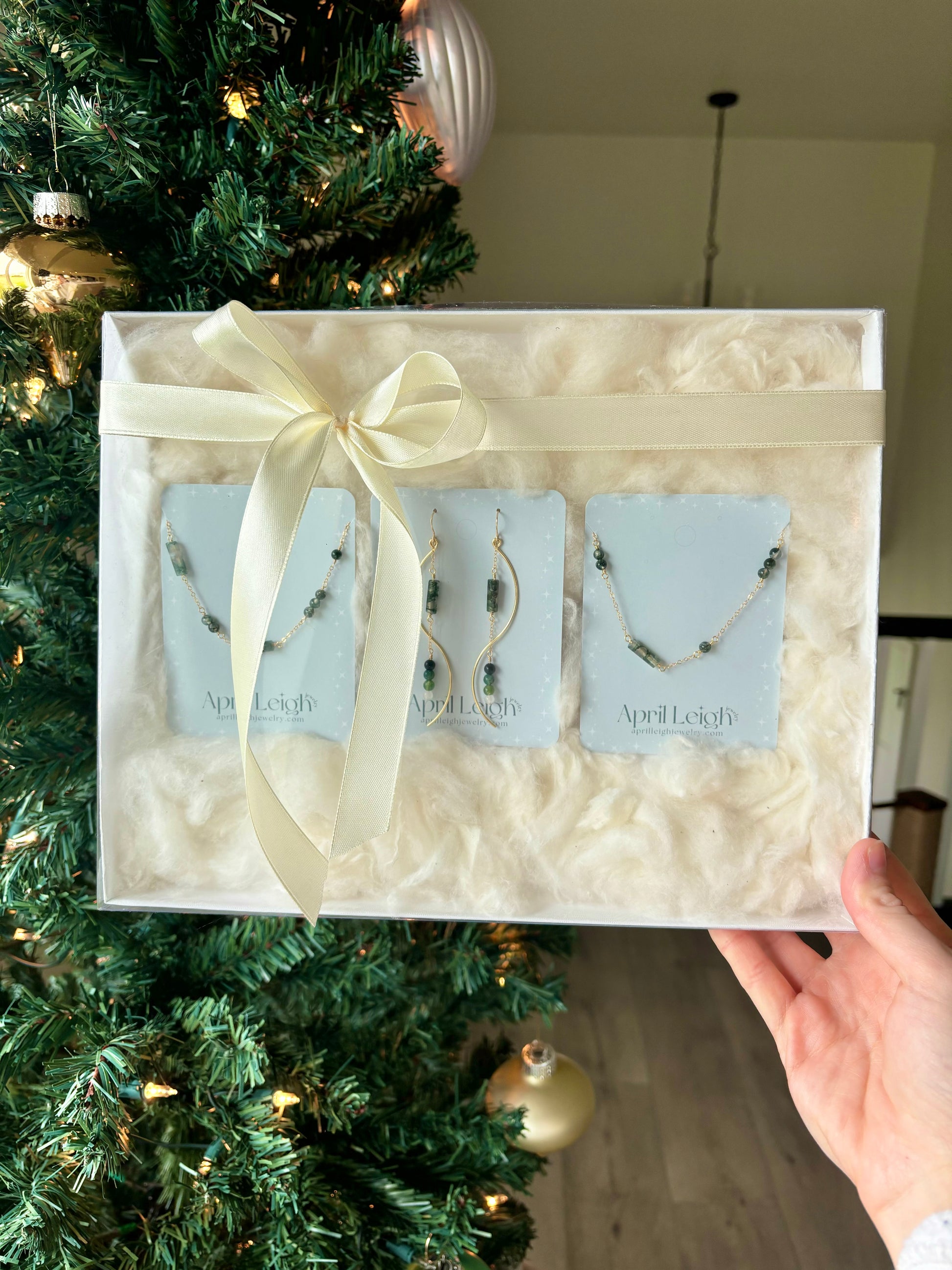 Wrapped & Ready: Winnie Jewelry Set