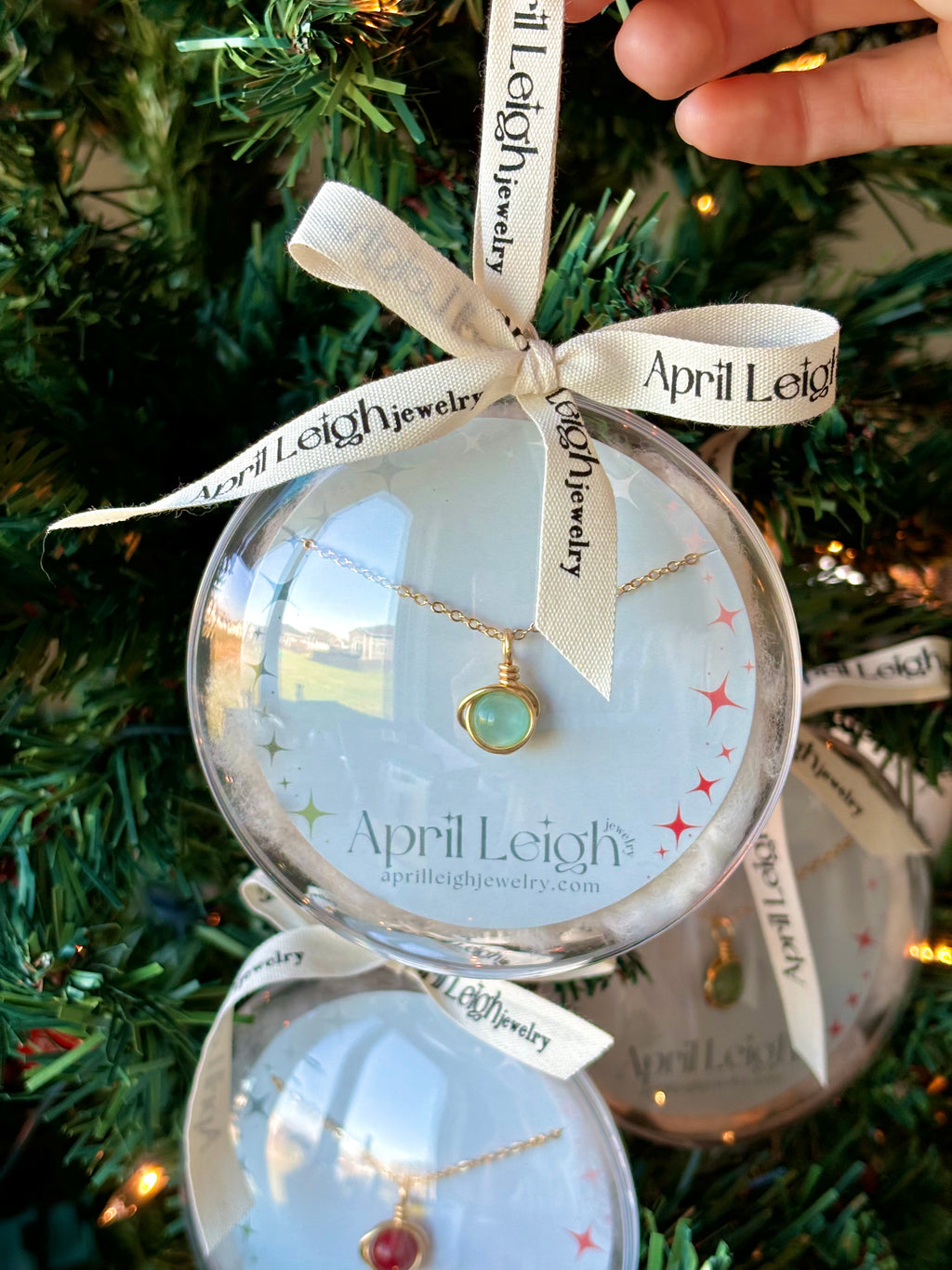 Stocking Stuffer Ornaments: Gina Necklace