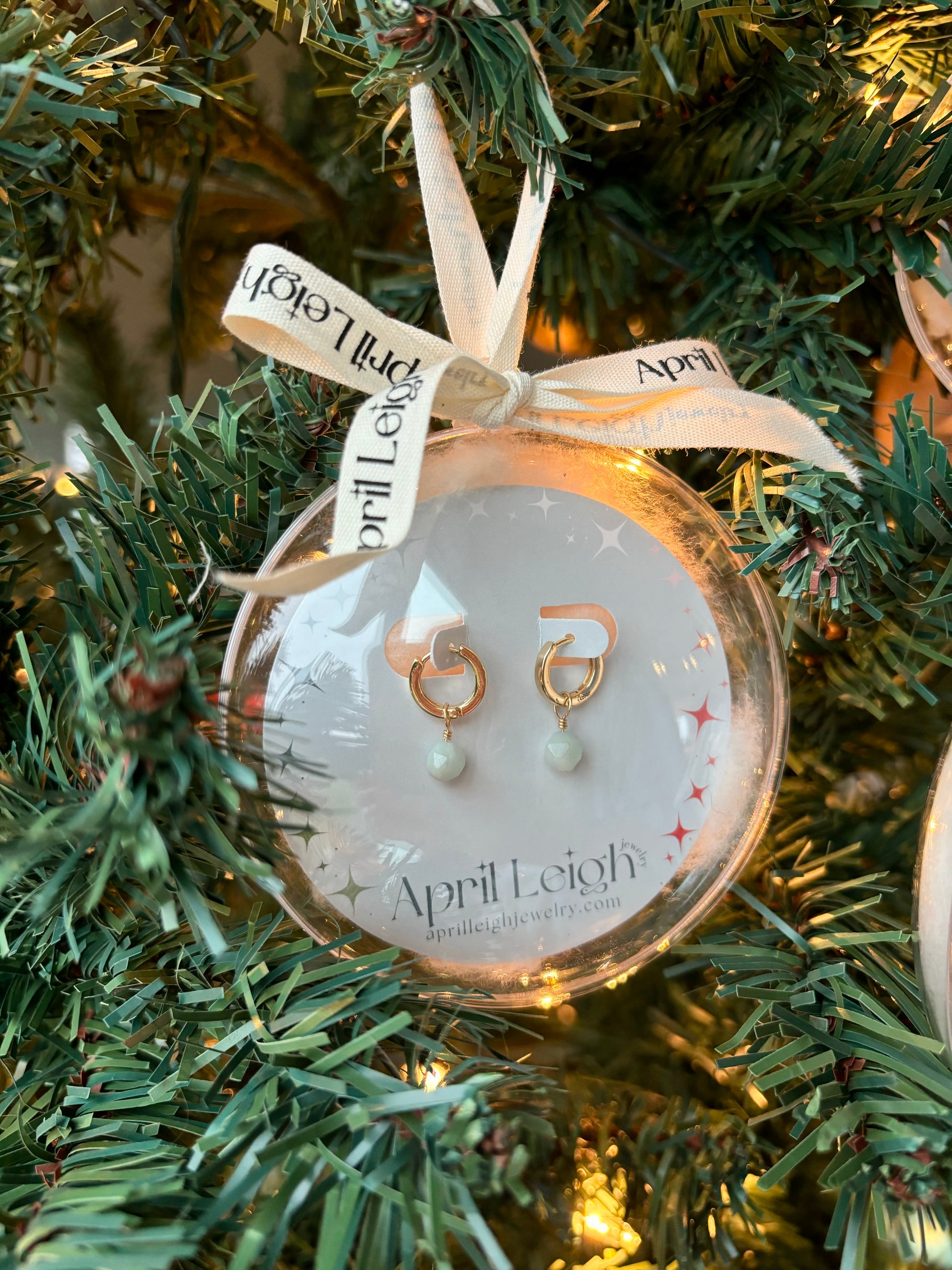 Stocking Stuffer Ornaments: Evelyn Earrings
