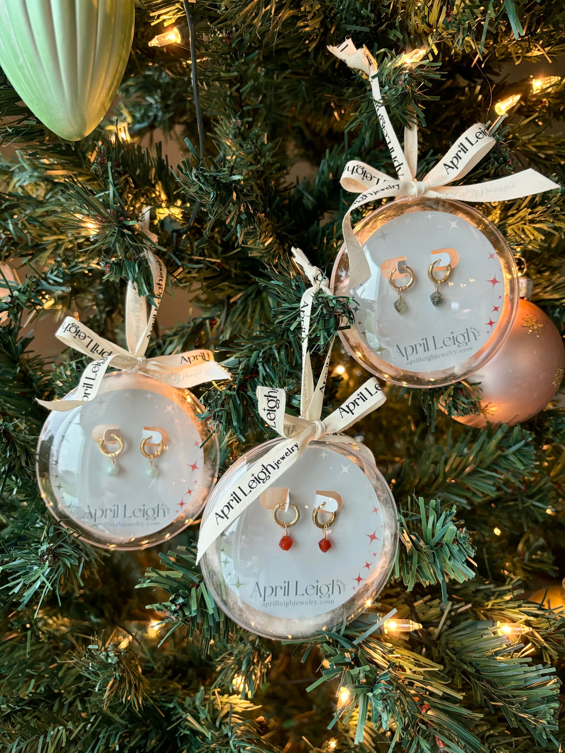 Stocking Stuffer Ornaments: Evelyn Earrings