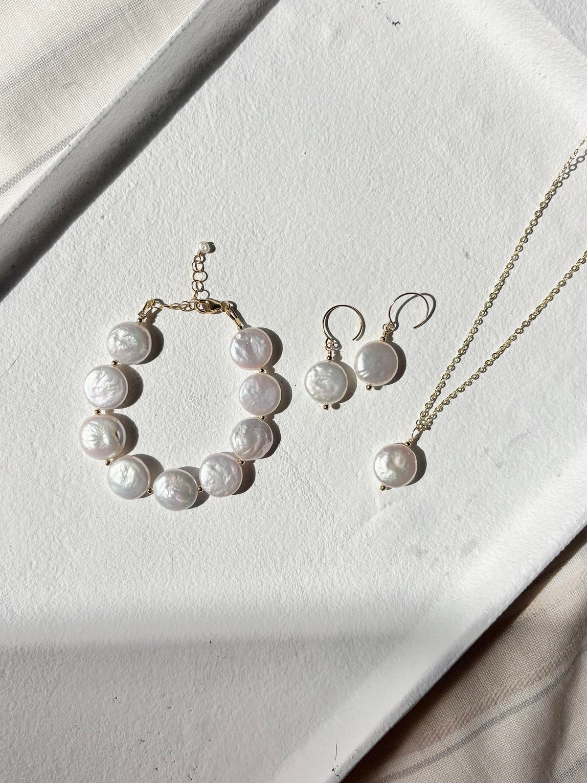 Nila Earrings