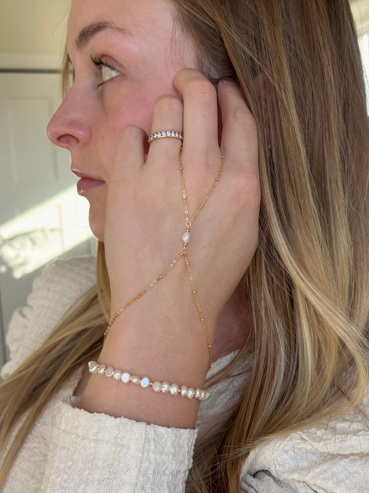Noelle Hand Chain