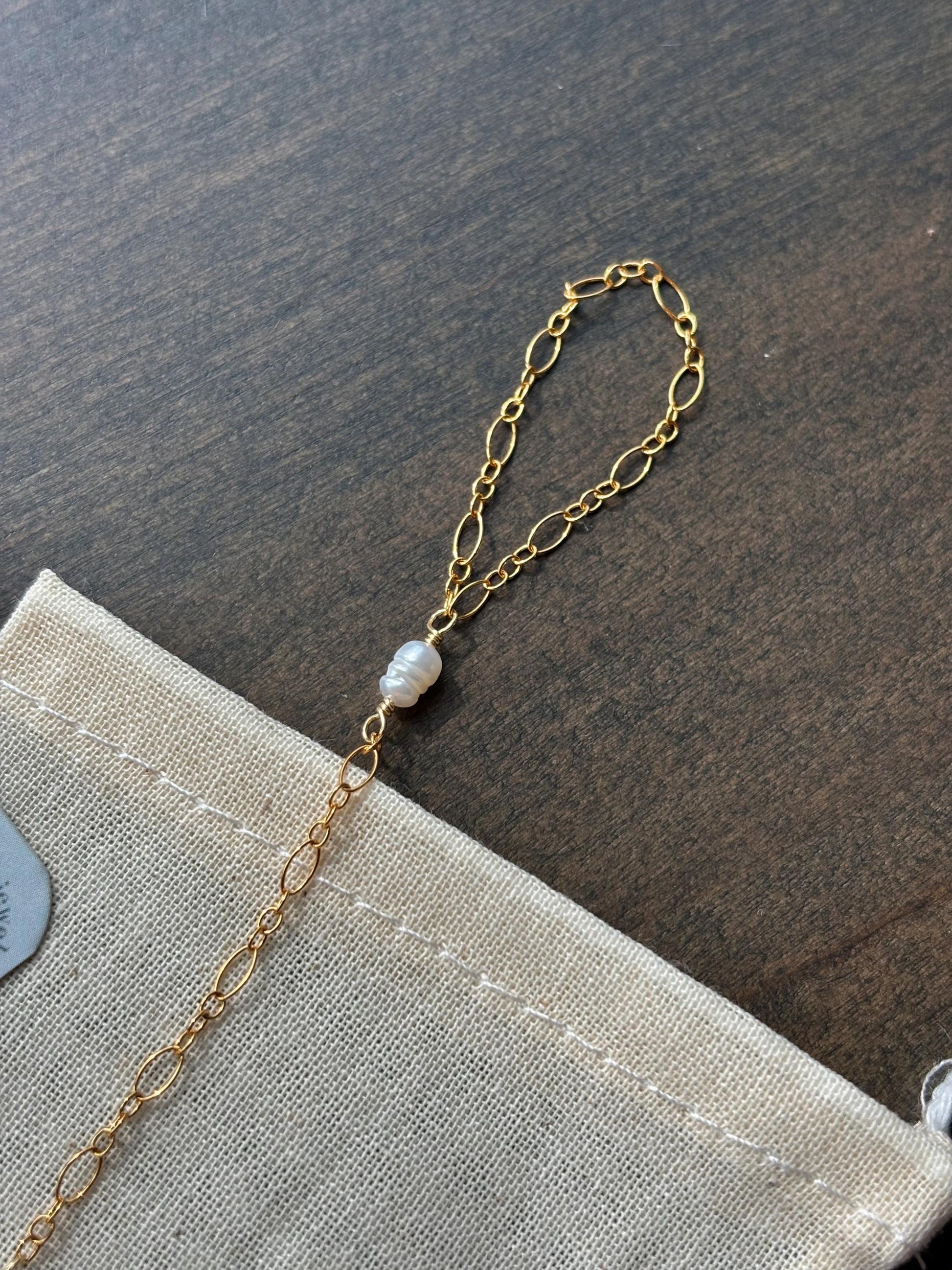 Elara Hand Chain
